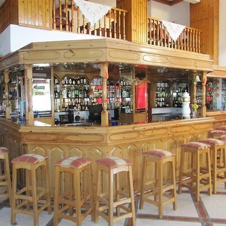 Blue Bay Hotel 2*